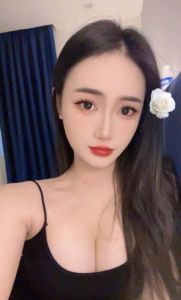 身材匀称的可心