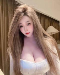 性感丰满巨乳艾米老师