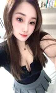 丰乳肥臀兰兰