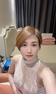 纯欲人妻冰冰归来