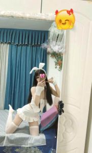 身材火辣奶瑶妹妹