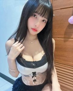 万柏林00后嫩妹