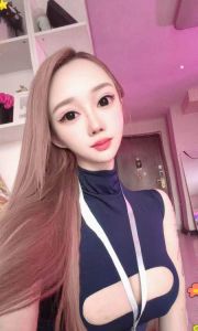 迷人三通少妇