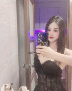 制服情趣小财迷