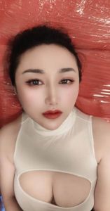 大奶骚货