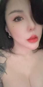 栖霞巨乳肥臀