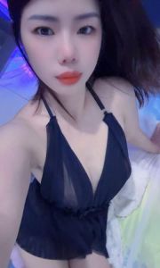 奥莱梨花