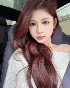 肤白貌美颜值长腿老师
