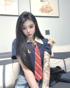 精神小妹夏夏
