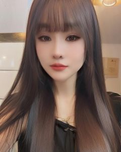 丰满水多小嫩妹