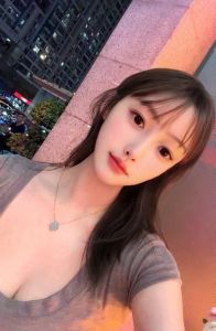 性感大胸女友茶茶