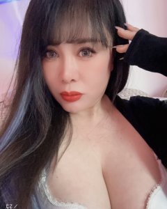 铁西颜值大奶风骚少妇