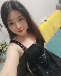 上沙翘臀悦儿