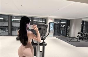 爱健身美女晚晴
