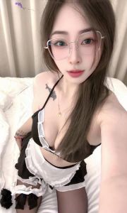 龙岗情趣制服小姐姐