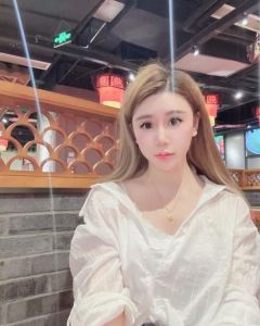 贝贝小姐姐