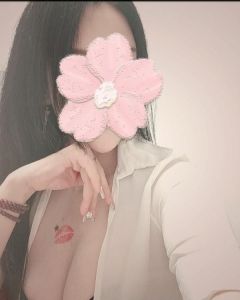 潭村巨乳气质少妇