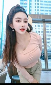 高颜瑜伽老师希希