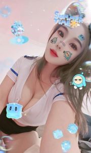 镜前紧B爆乳骚妹西西