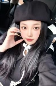 铁西娃娃脸小骚货