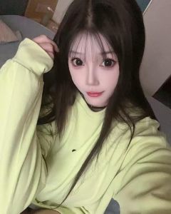 可萝可欲的喵喵姐姐