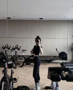 翘臀健身小腰精