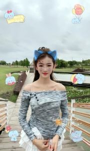 娇小型骚女小艾艾