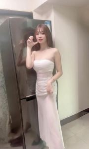 海珠性感风骚大波美媚