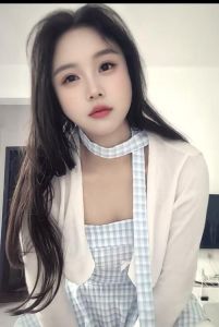 制服调情少妇在兼职