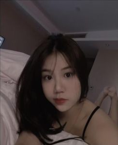 浦东舌吻嫩妹