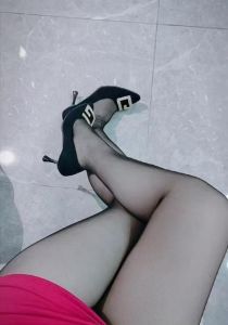 龙首原大胸姐姐