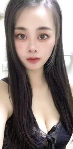 白嫩大长腿