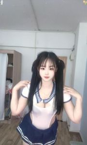 双马尾大胸妹子