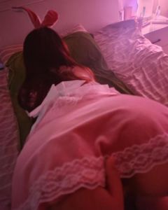 制服兔女郎