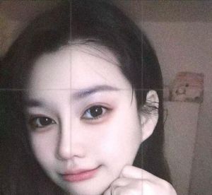 E罩杯御姐依依