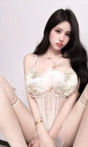 巨乳翘臀颜值大蜜蜜