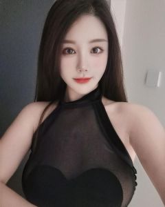 南山性感女友绾绾