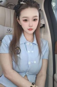 龙华E奶丹妮
