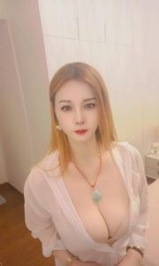 汉阳性感大胸御姐