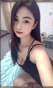 天河丝足小姐姐