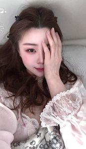 翘臀性感妹子