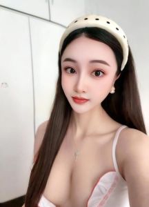 松江川渝巨乳辣妹