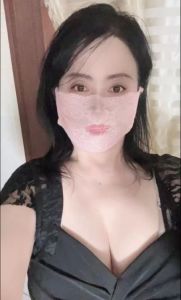 技术型肥臀巨乳熟女