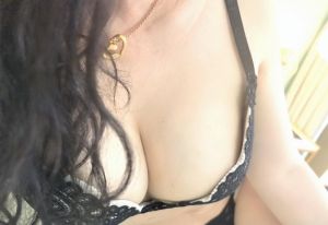 长宁丰臀欲女人妻