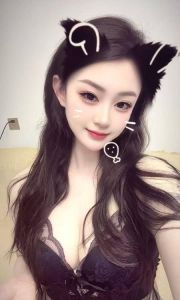 服务型嫩妹