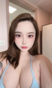 E奶大波素素