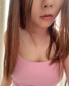 身材苗条小少妇