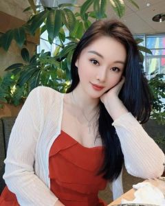 福永性感兼职御姐