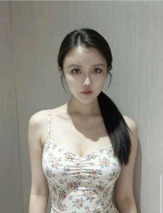 大胸诱人李一桐