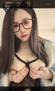 水多儿黑丝小骚妇